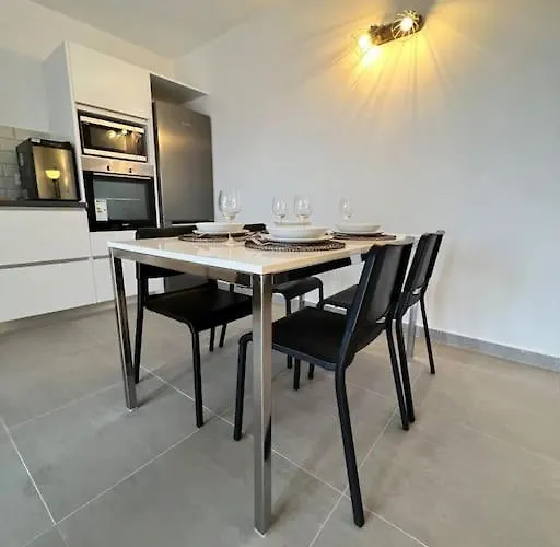 El Cercado * 蒂纳霍