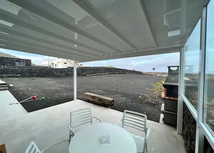 El Cercado * 蒂纳霍